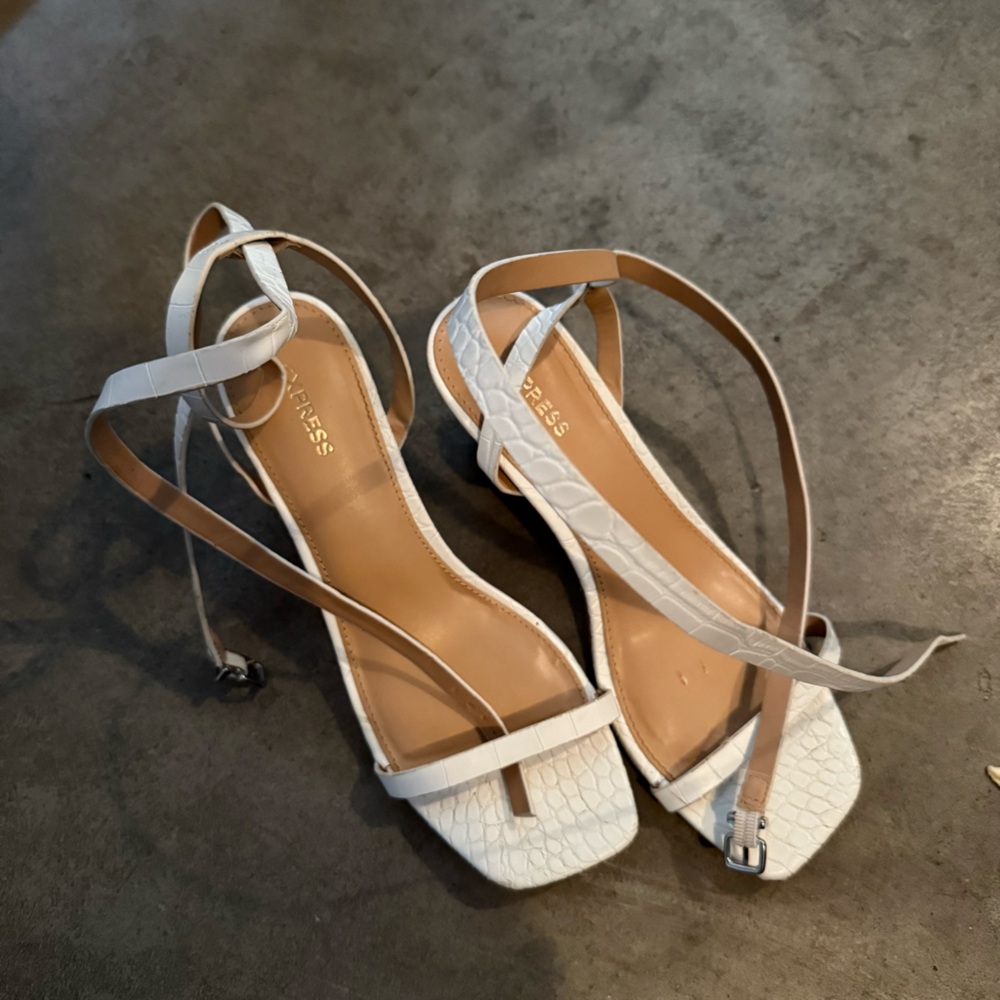 Express Heels